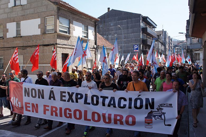 2016 08 06 ManifaServicarneFrigolouroPorrinho17.JPG